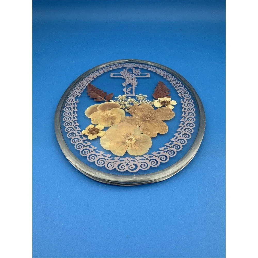 Vintage Dried Pressed Flowers Pewter Frame Window Suncatcher Cross Spiritual